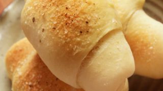 塩パンに使用するバターの量